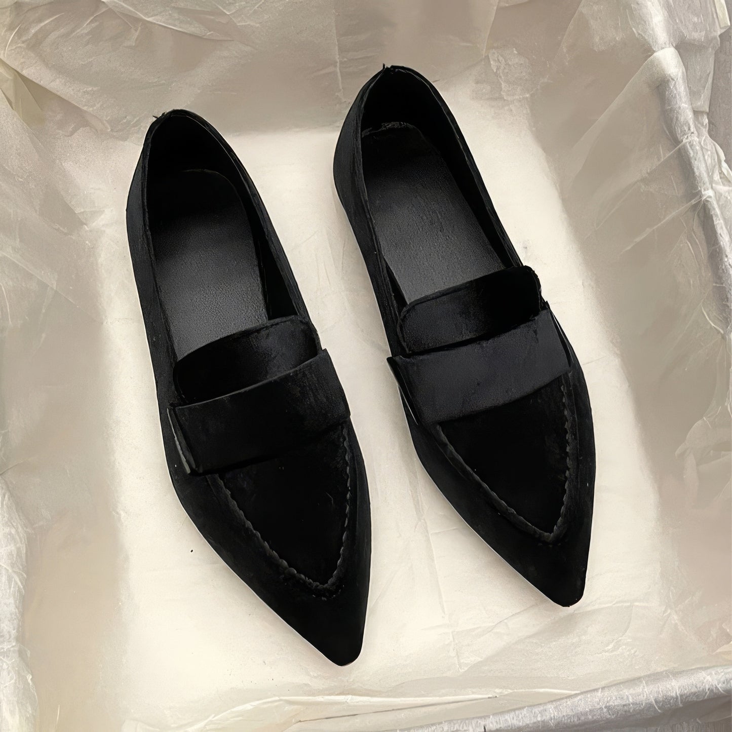 Liliana | Chic & Versatile Flat Pointed Shoes